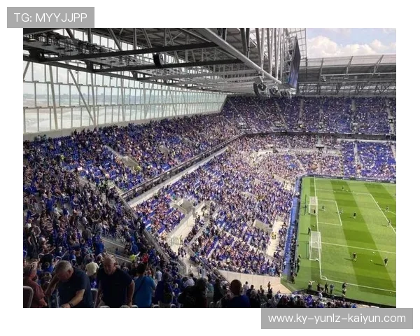 英超球队和主场：了解英超各球队的主场情况和球迷文化。